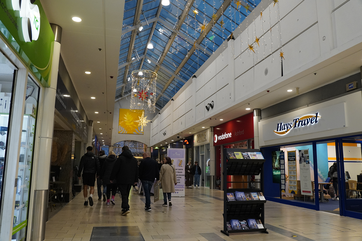 Christmas Web Button County Square Ashford